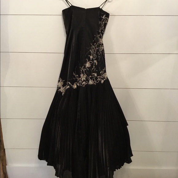 T. Carolyn ball gown - Picture 2 of 4